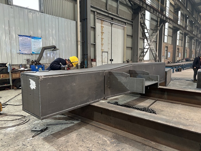 山西鋼結構公司，找山西盛大鋼構28年老廠專業承包資質